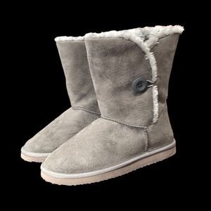 NWOT Aeropostale Gray Faux Suede Faux Fur Lined Mid Calf Boots Size 9
